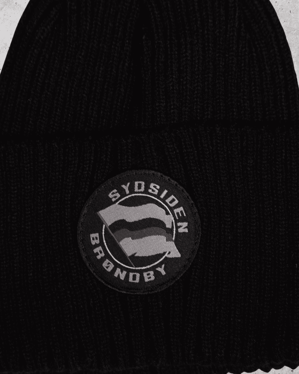 Sydsiden hue sort m. Gråt logo - Sydsiden Brøndby